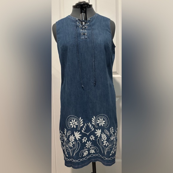Westport 1962 Denim Dress / Dress Barn brand - Picture 1 of 3